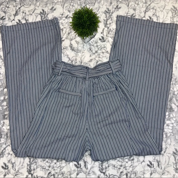 🐬 High Rise Wide Leg Pants - Picture 7 of 12